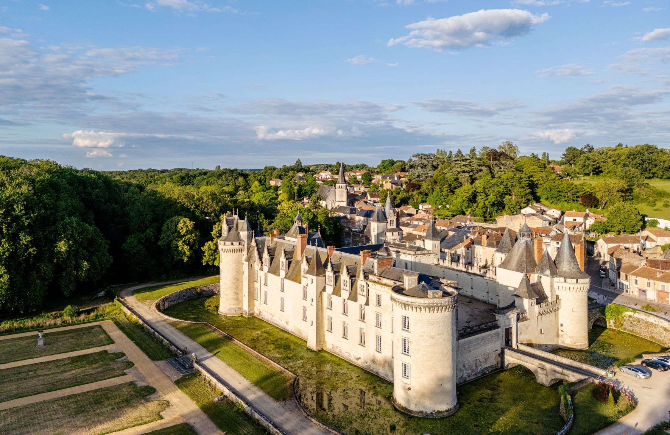 Dissay Castle